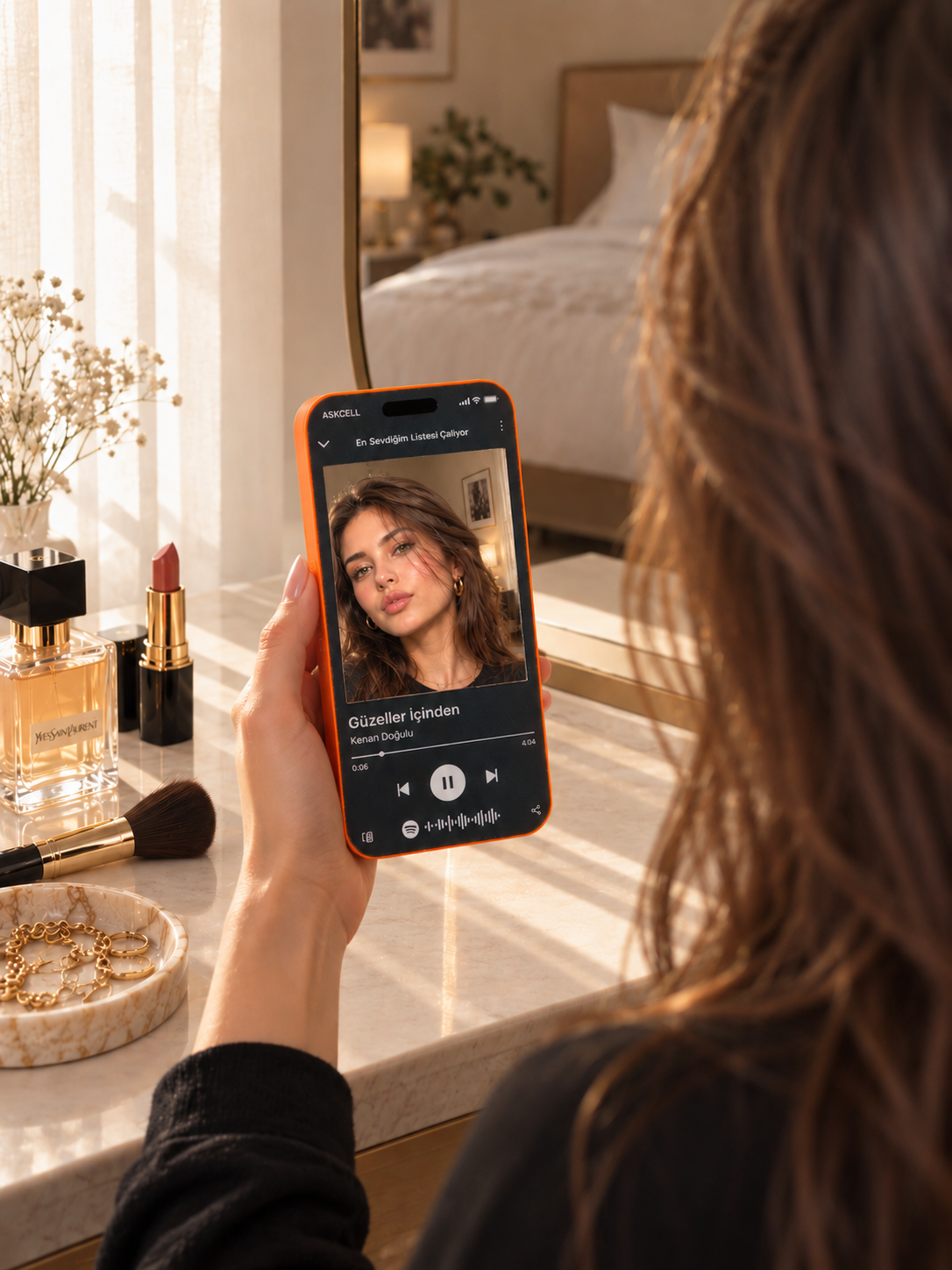 iMirror™ – Şarkını Yansıtan Kişiye Özel Ayna